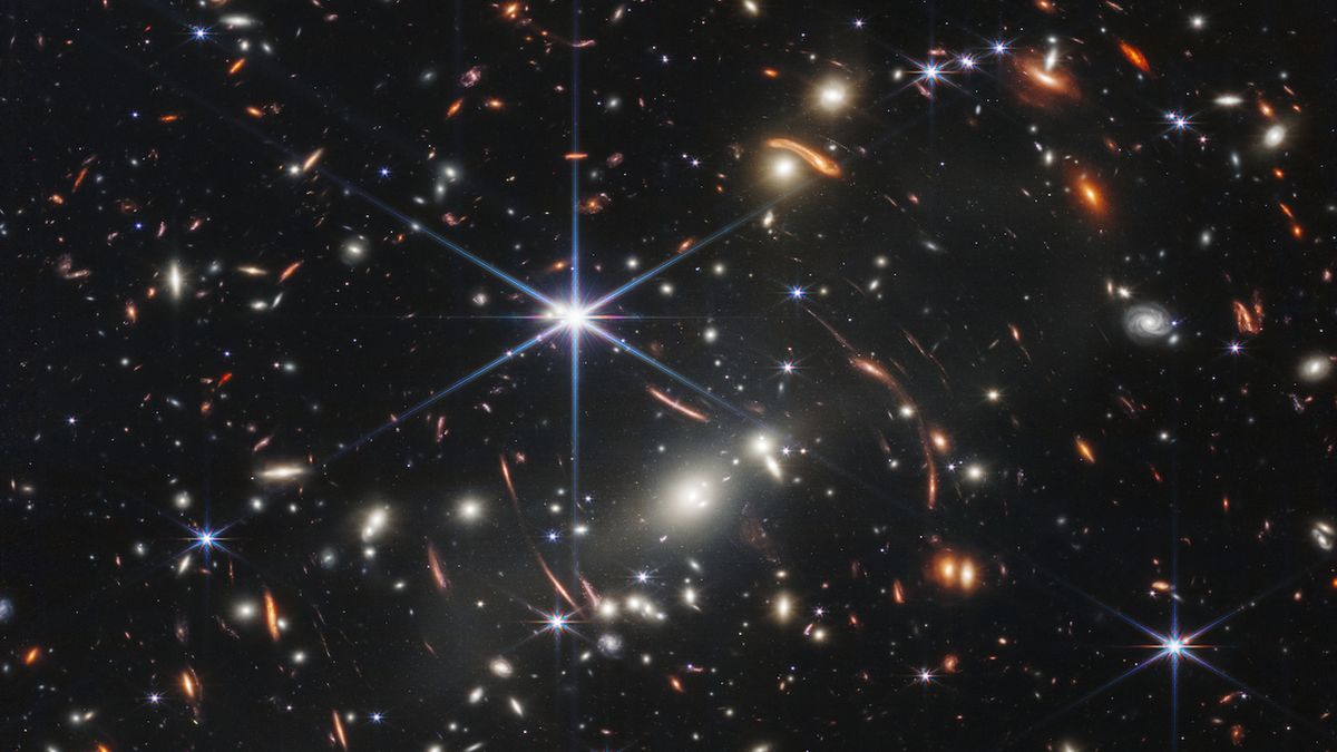 Profesor tvrdí, že vesmír může být dvakrát starší, než jsme si dosud mysleli