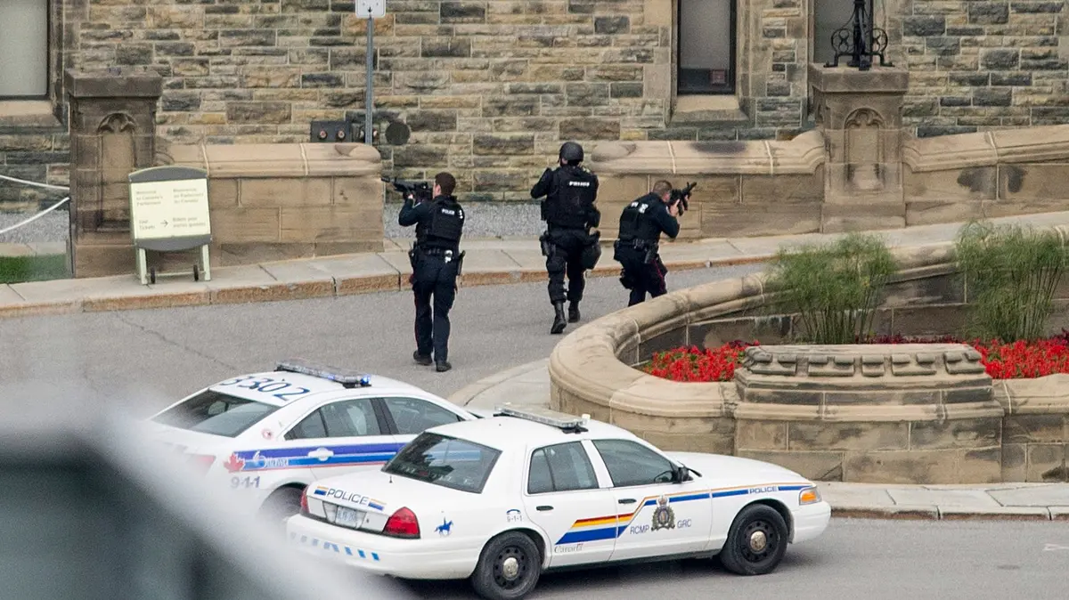 Devět mrtvých a desítky zraněných po střelbě na západě Kanady