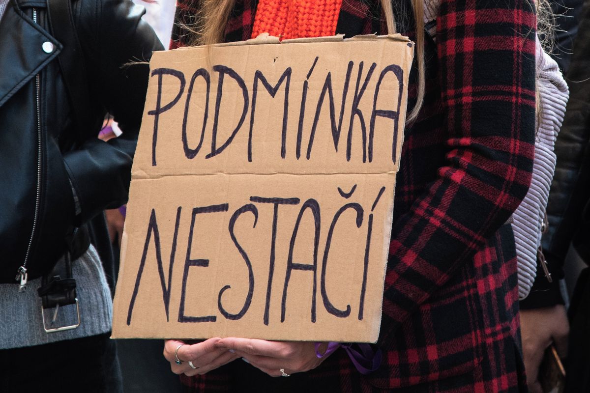 Průzkum: Slováci žádají tvrdé tresty za domácí násilí, prevenci ale podceňují