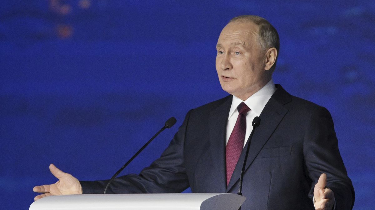 Stran Ukrajiny jsem otevřen férové diskuzi, řekl Putin lídrům Afriky