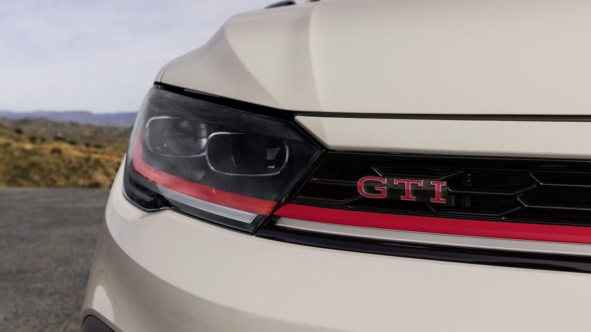 Volkswagen si zaregistroval nové logo GTI, poslední písmeno nahradil blesk