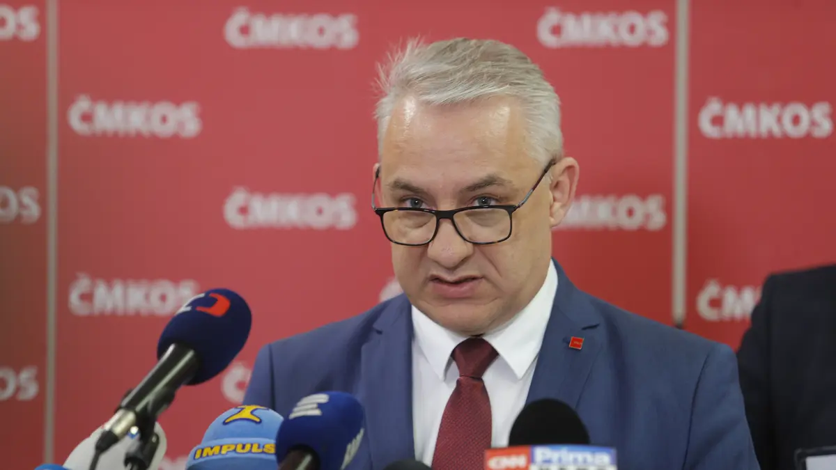 Odboráři si zvolí vedení, sjezdu se účastní Pavel i šéfové obou komor parlamentu