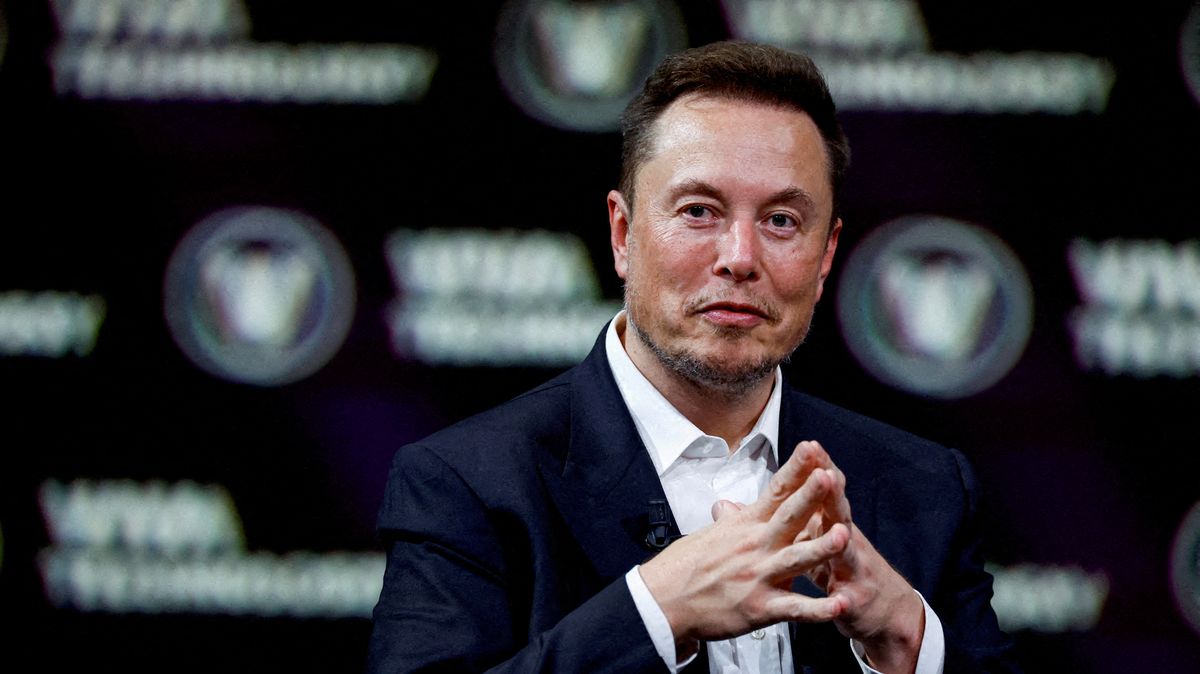 „Síť X velí všem,“ utahuje si Musk z masivního výpadku Facebooku