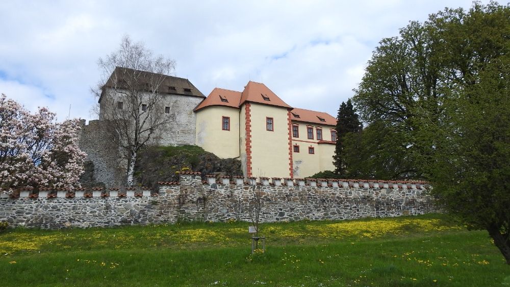 Penězokazectví majitel hradu Kámen tvrdě zatloukal, po staletích se našly důkazy