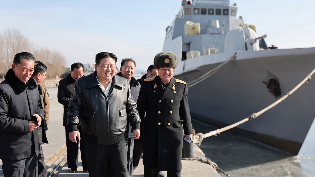 Kim Čong-un vyzval k přípravám na válku