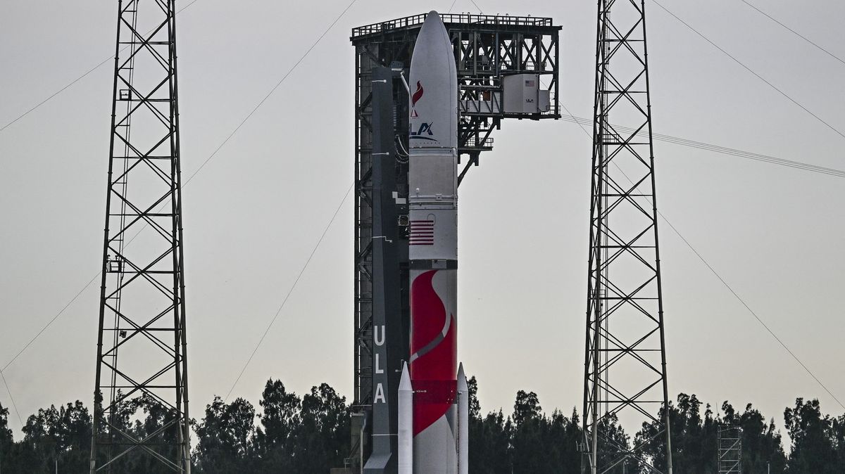 K Měsíci má každou chvíli zamířit modul Peregrine, kmeni Navaho se to nezamlouvá