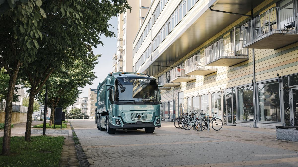 Volvo představilo svůj první čistě elektrický náklaďák, určen je hlavně do měst