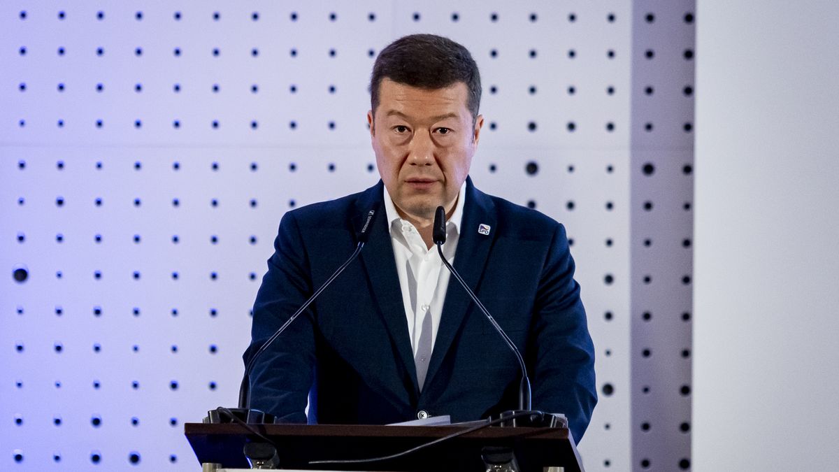 Předsudky, slovní útoky i urážlivá symbolika. Soud odmítl žalobu SPD proti ministerstvu