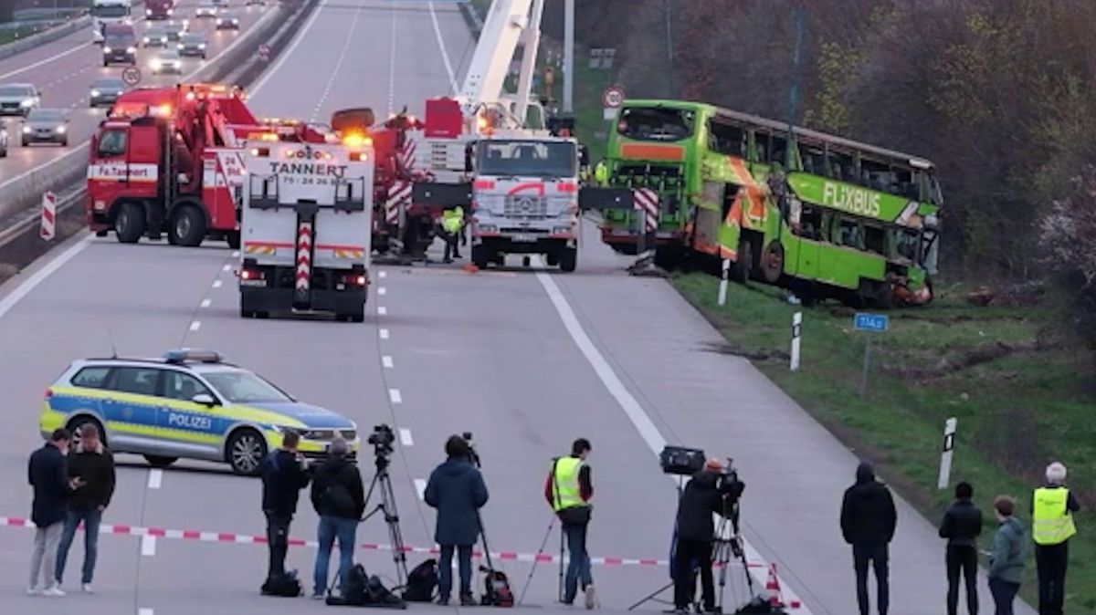 Český řidič Flixbusu dostal za tragickou nehodu na dálnici v Německu podmínku