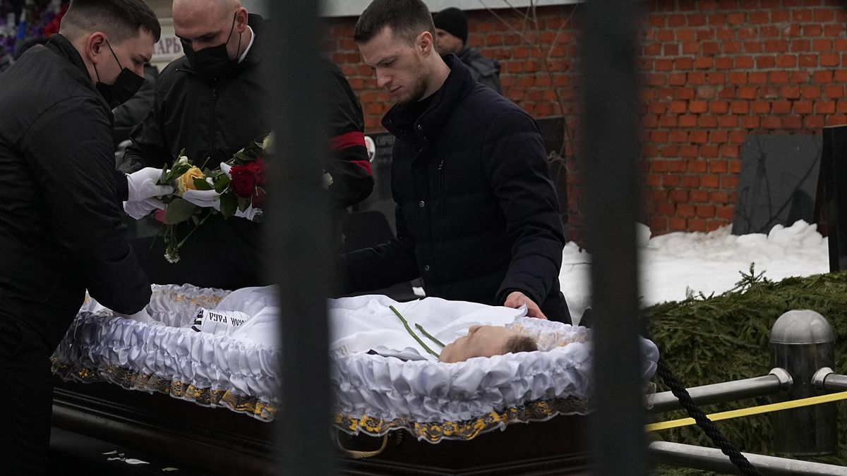 Navalnyj byl pochován na Borisovském hřbitově v Moskvě