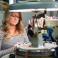 Firma zaměstnává jen okolo 40 zaměstnanců, k chodu jí to stačí