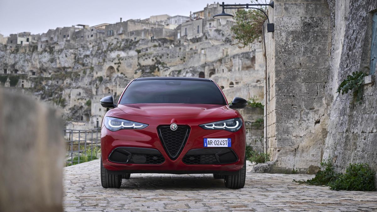 Vozy Alfa Romeo přijdou kvůli nařízení EU o charakteristický designový prvek