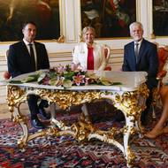 Prezidentské páry. Zleva partner Zuzany Čaputové Juraj Rizman, Zuzana Čaputová, Petr Pavel a Eva Pavlová