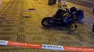 Dva cizinci na motorce havarovali na pražské Národní třídě na chodníku