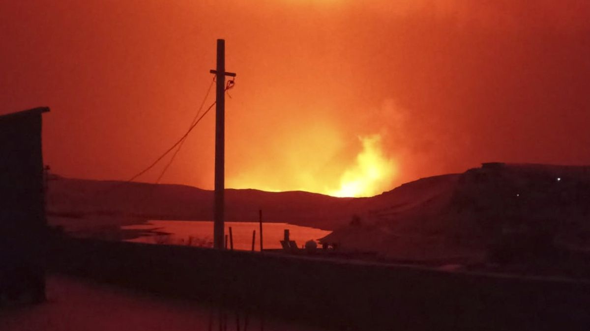 Při požáru v Turecku zemřelo nejméně 11 lidí
