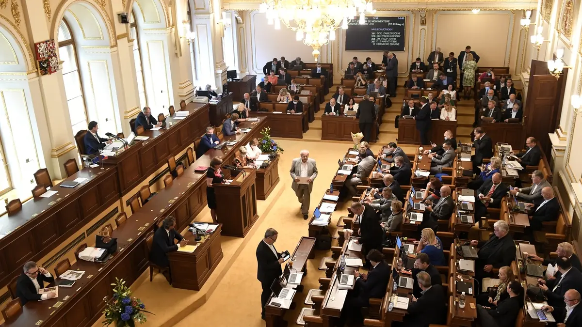 Sněmovna schválila schodek 500 miliard - Novinky