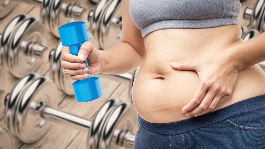 Proč je dobré posilovat svaly a jak se zbavit přebytečného tuku v těle