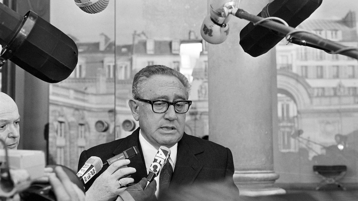 Henry Kissinger, březen 1986