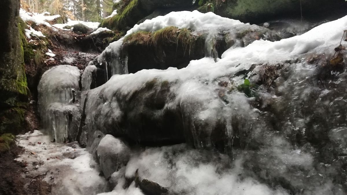 Ledové vodopády v Pulčínských skalách