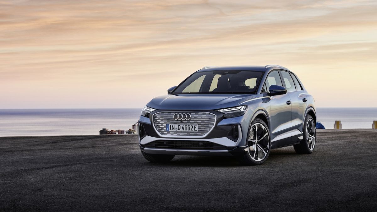 Audi představuje Q4 e-tron, prémiového příbuzného Škody Enyaq