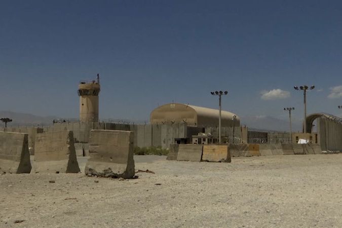 USA chtějí získat zpět leteckou základnu v Afghánistánu. Je to kvůli Číně, prozradil Trump