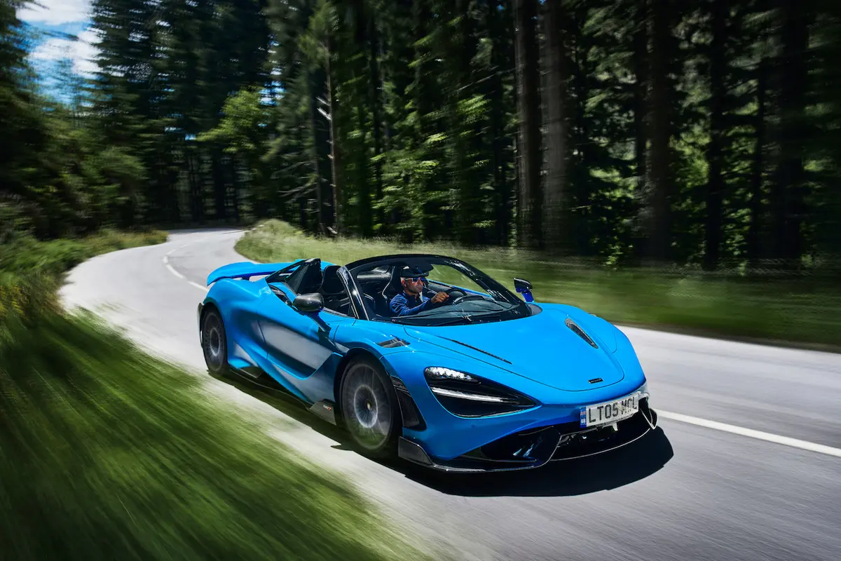 Mclaren Slavi Ojedinely Uspech Pilot F1 Dostane Vlastni Limitovanou Edici Sportaku Novinky Cz