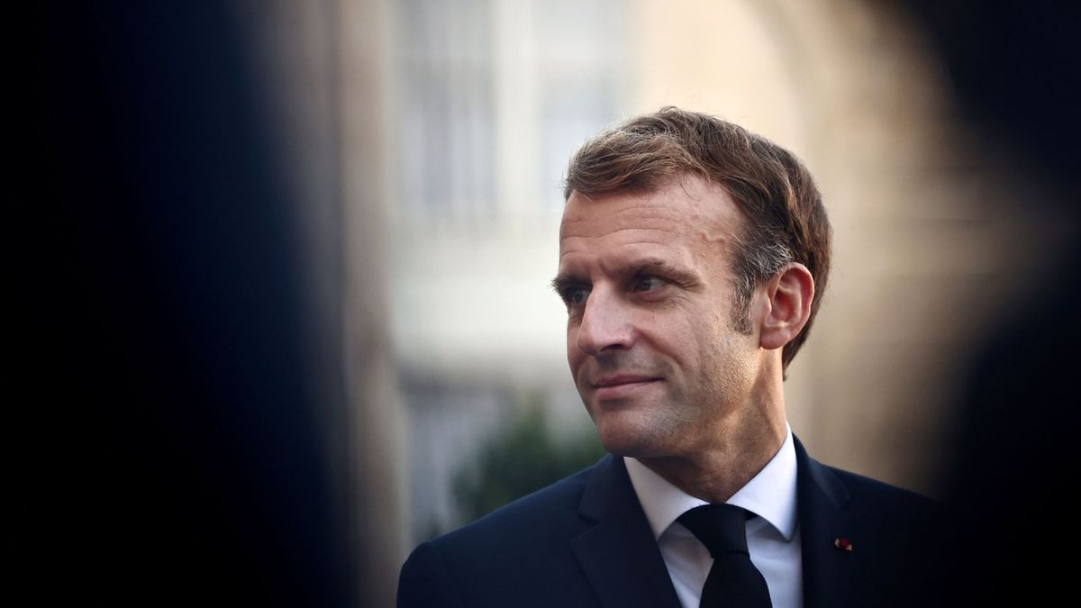 Macron nechce počínání Rusů označit za genocidu