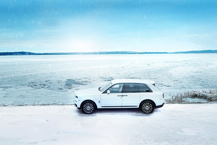 Rolls-Royce Cullinan v edici Frozen Lake