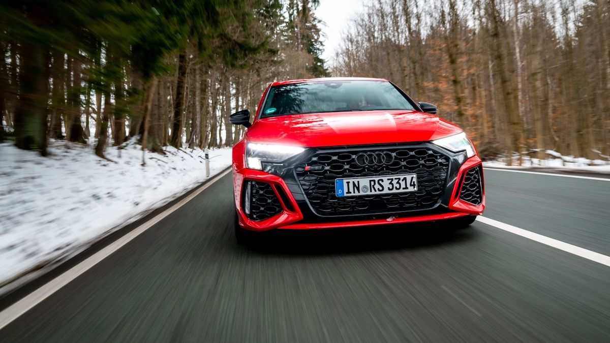 První jízda v novém Audi RS 3: Výborné náčiní do každého počasí