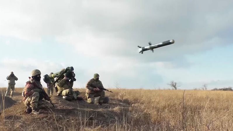 USA pošlou na Ukrajinu střely Javelin za 100 milionů dolarů