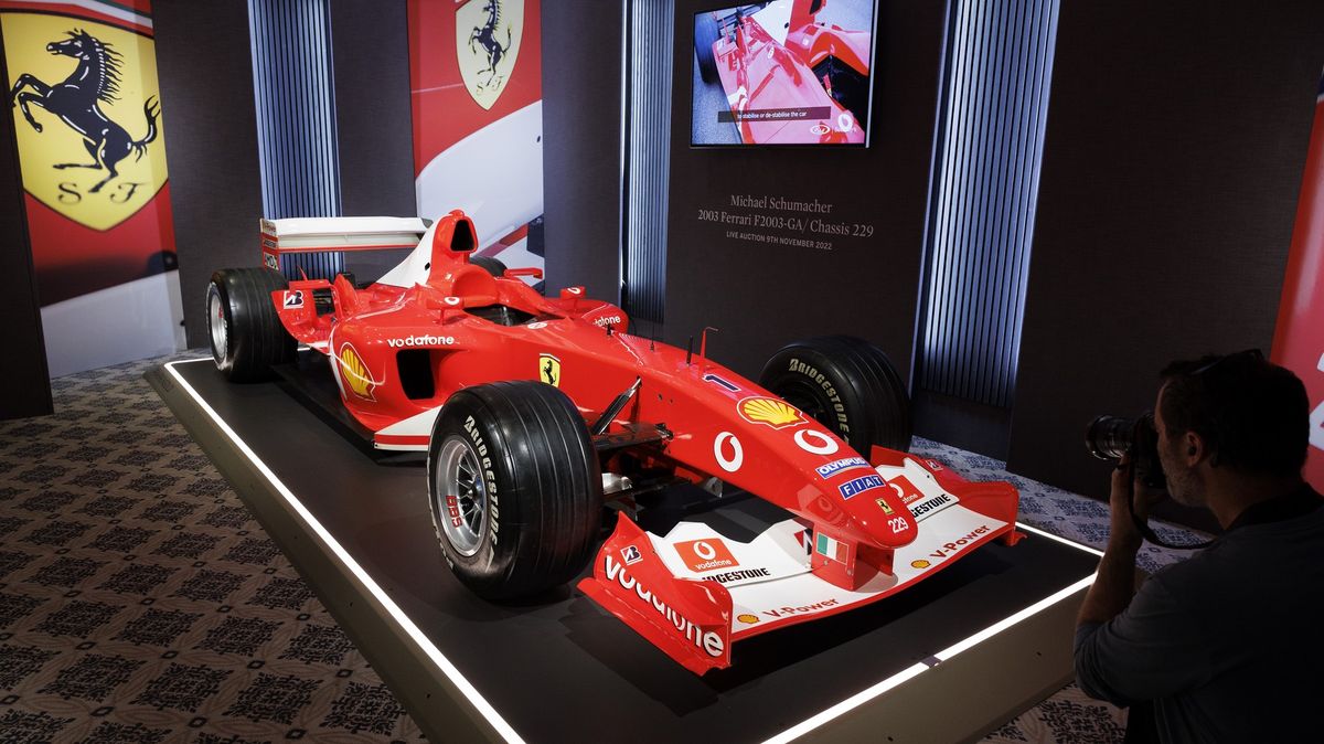 Formule po Schumacherovi vydražena za neuvěřitelnou cenu