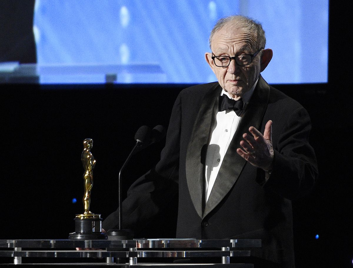 V roce 2016 obdržel dokumentarista Frederick Wiseman za své filmy o amerických institucích čestného Oscara.