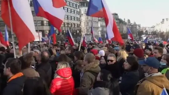 Demonstrace Jsme lidi, nás nevypnete!