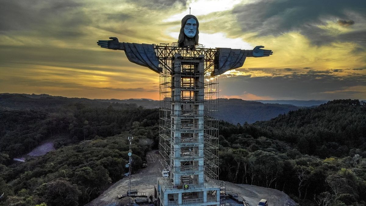 V Brazílii staví novou sochu Krista. Bude třetí nejvyšší na světě