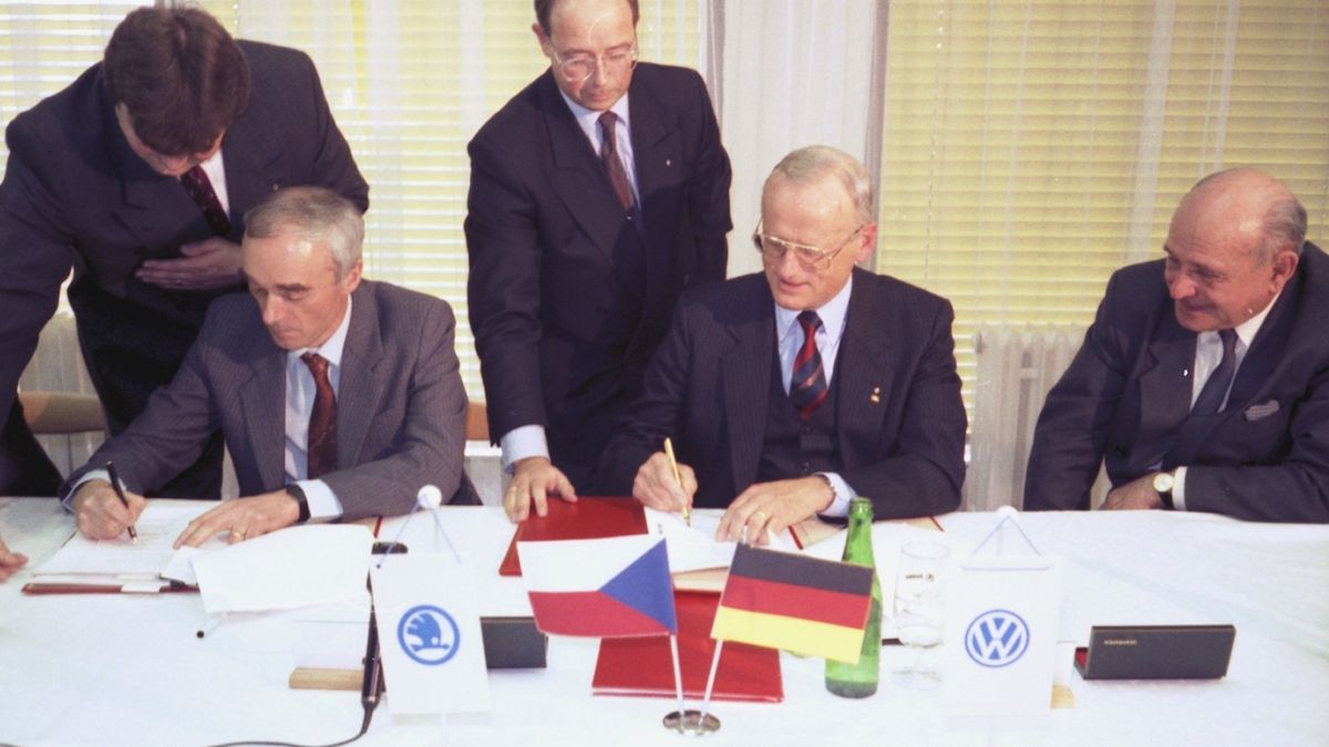Před 30 lety se Škoda stala součástí Volkswagenu