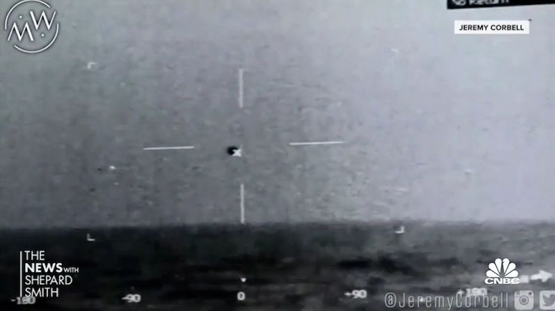 Máme záběry UFO, přiznal Obama