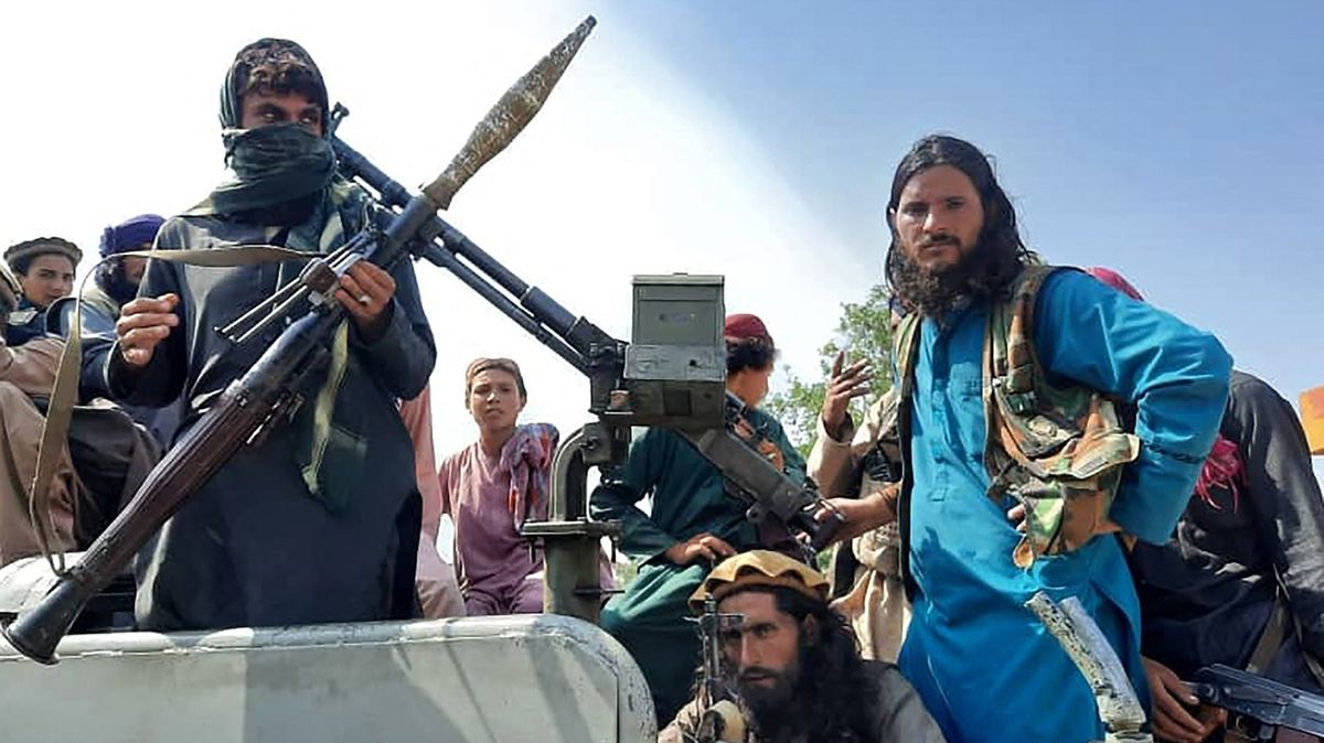 Tálibánci se baví. Objevili posilovnu a trampolínu