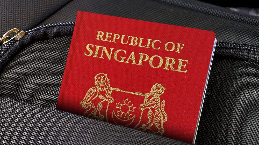 Nejsilnější pasy mají Japonci a Singapurci. Češi sdílejí sedmou příčku