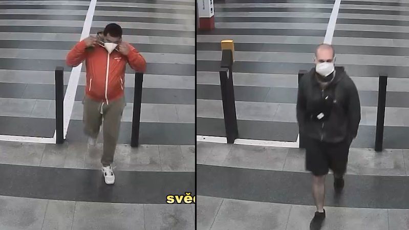 Útočník napadl u metra staršího muže. Předtím obtěžoval cestující