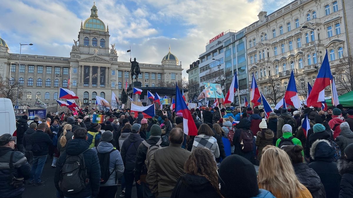 V Praze demonstrovali odpůrci povinného očkování