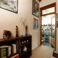 Vstup do skleníku se sukulenty