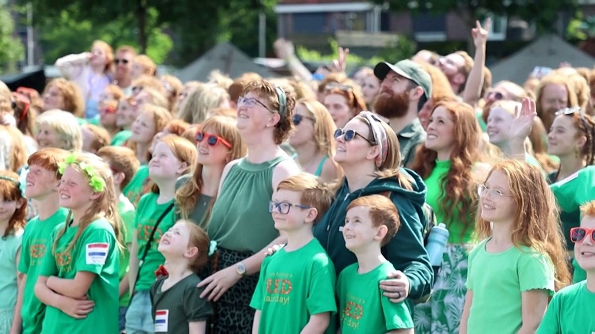 Tisíce zrzků a zrzek se sjely na festival do Nizozemska