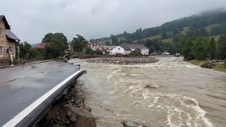 Největší tragédie související s počasím v ČR: Navzdory častějším extrémům umírá méně lidí než dříve
