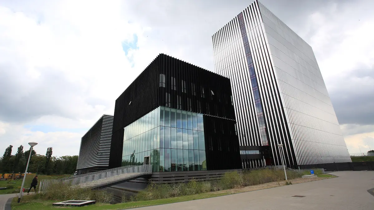 Datová centra dobývají realitní trh. Velké projekt