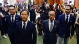 Peking schválil nařízení umožňující zbavit hongkongské poslance mandátu, hned ho uplatnil