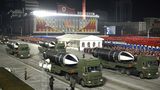 Severní Korea představila novou balistickou raketu pro ponorky 