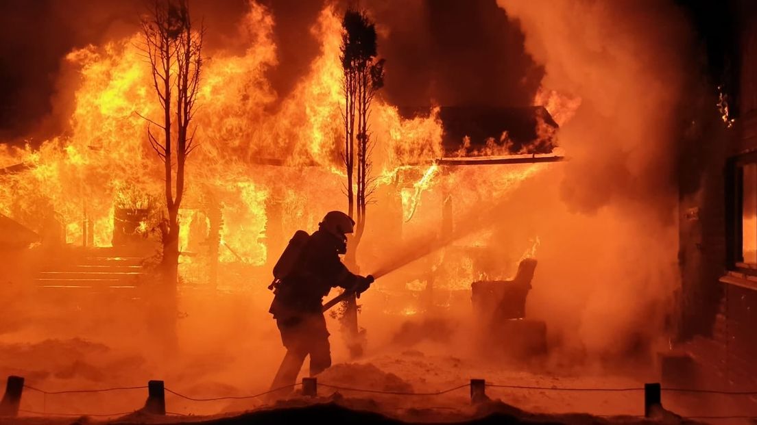 U Nejdku na Karlovarsku v noci hořela chata