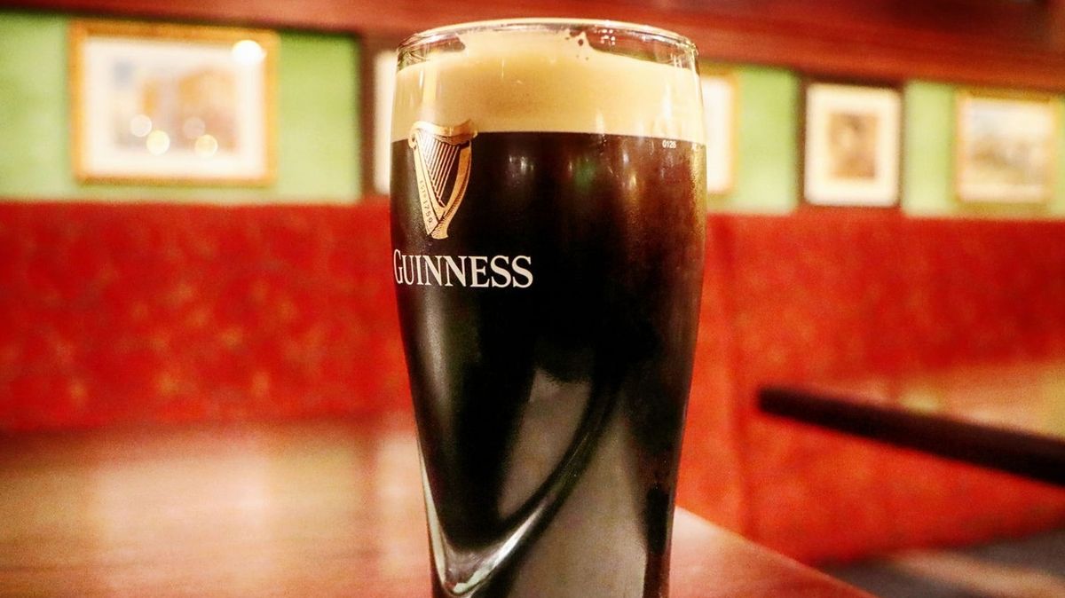 Pivo Guinness pocházející z Irska patří mezi nejznámější piva na světě.