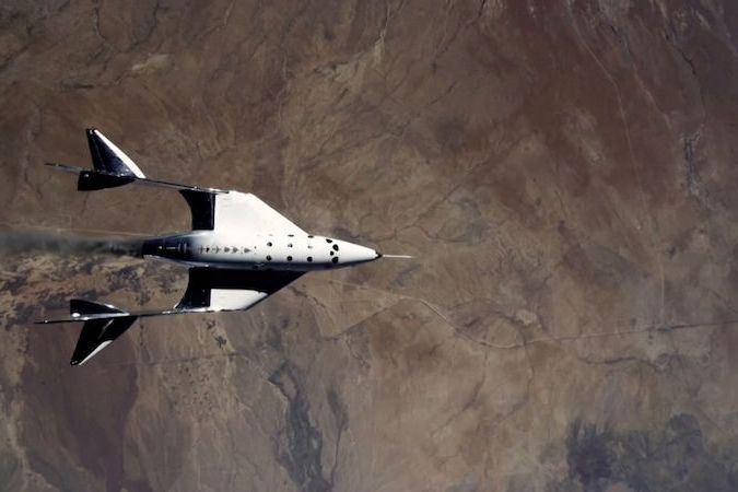 BEZ KOMENTÁŘE: Raketoplán společnosti Virgin Galactic úspěšně absolvoval další test