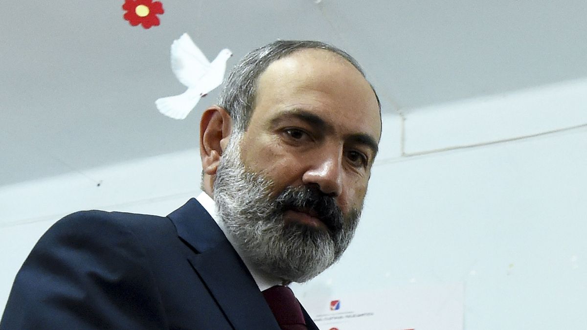 Strana premiéra Pašinjana vyhrála arménské volby, těsně jí unikla většina